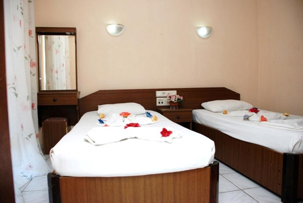 Marsyas Hotel Мармарис Стая снимка